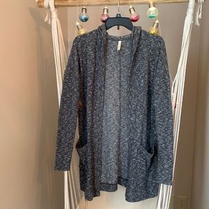 LD- Women’s Small Gray/white long hooded cardigan
